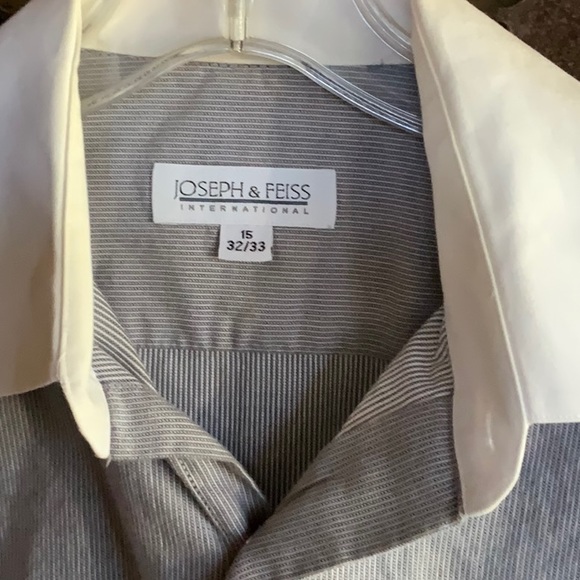 Men’s button down dress shirt with cuffs - Picture 2 of 7